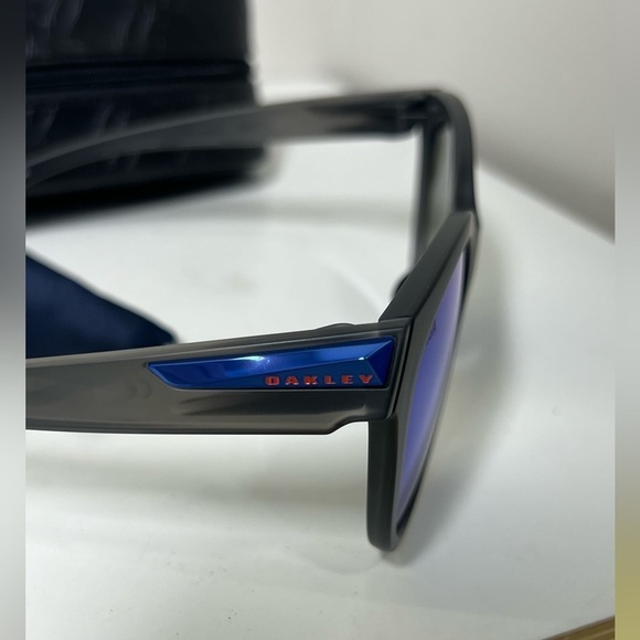 Oakley Official Olympic Team USA Made in USA Mirrored Black Sunglasses Limited - Picture 8 of 11